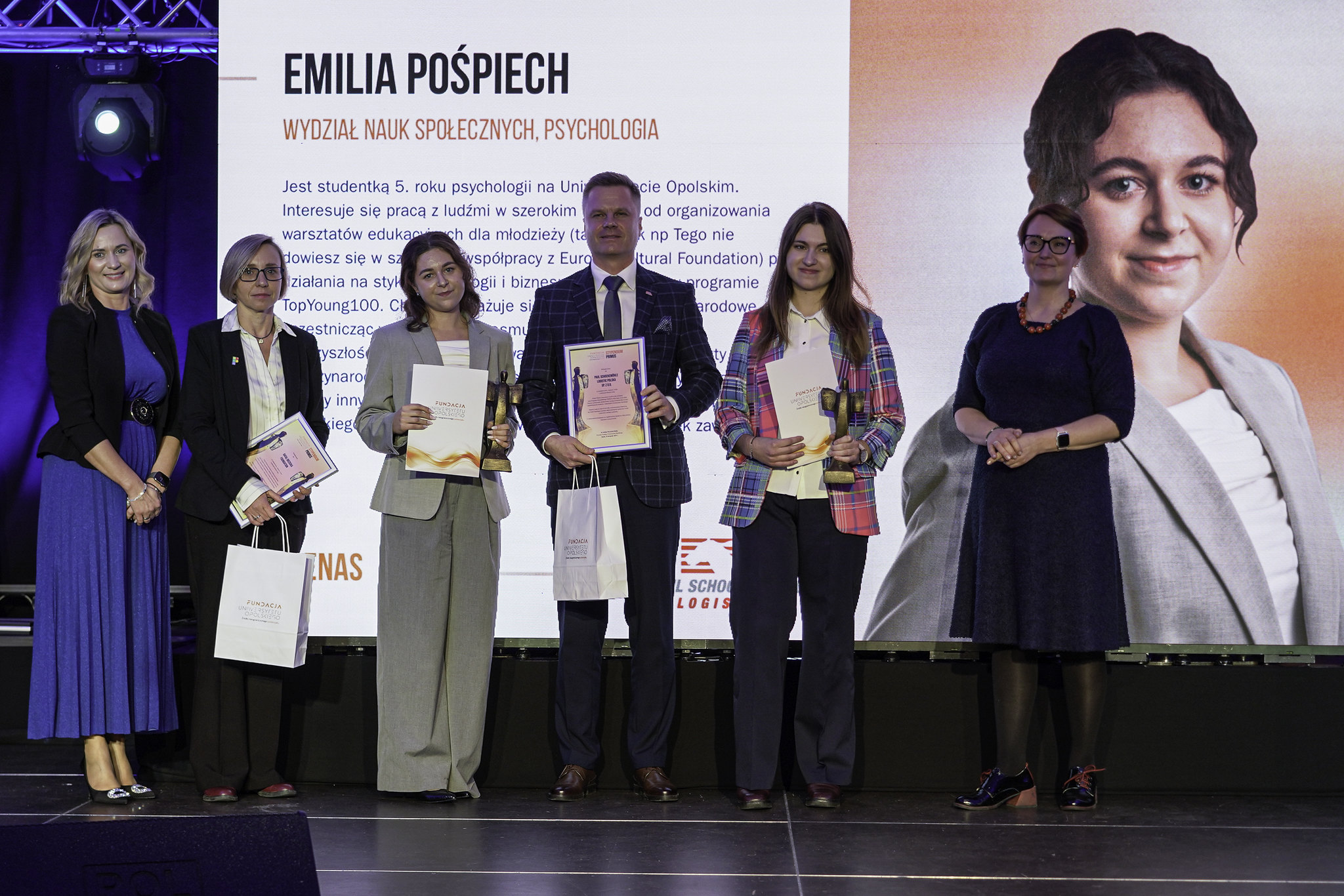 54946844253_cd22c2bdfb_k