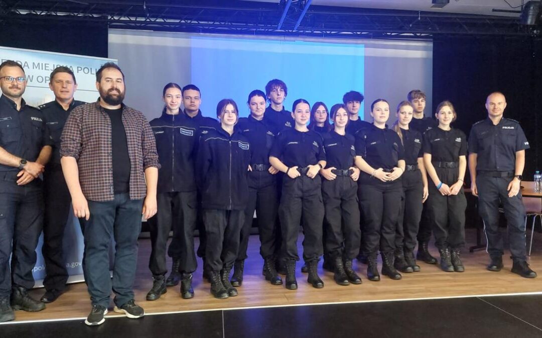 Debata społeczna – „Bezpieczeństwo w Sieci” – 25 kwietnia 2025 r.